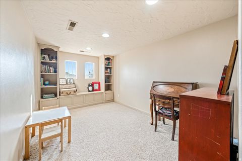 Tiny photo for 300 W 2350 S, Washington, UT 84780 (MLS # 2132916)