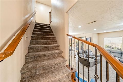 Tiny photo for 300 W 2350 S, Washington, UT 84780 (MLS # 2132916)