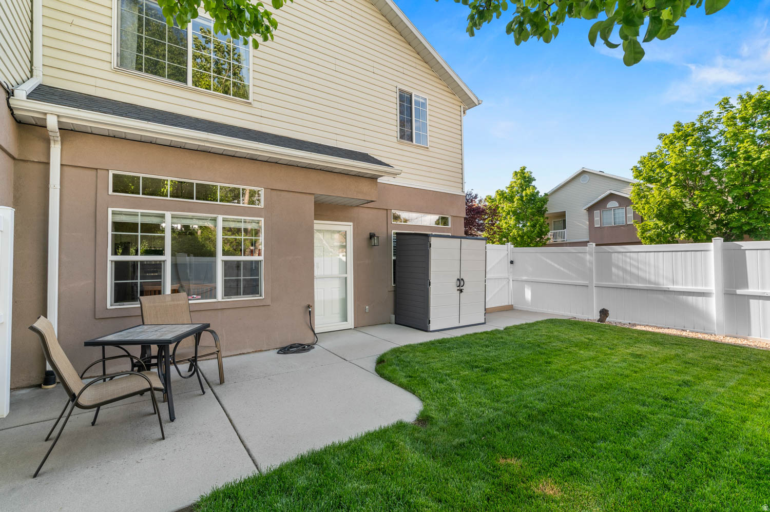 HERITAGE TOWNHOMES - Residential