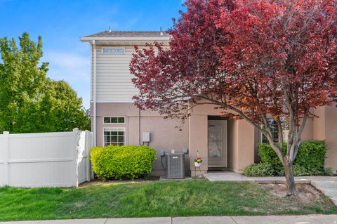 Photo of 5115 S HERITAGE CV W, Taylorsville, UT 84129 (MLS # 2154874)