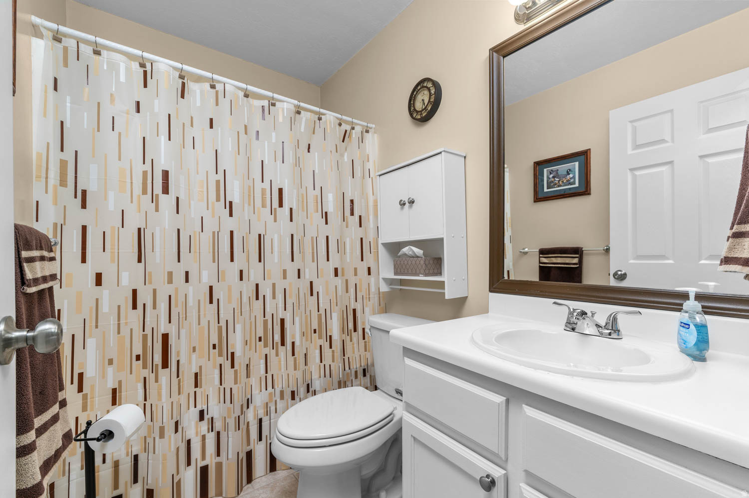 HERITAGE TOWNHOMES - Residential