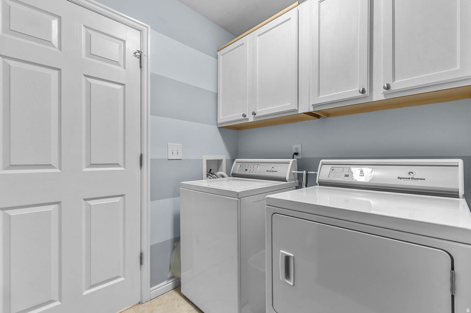 HERITAGE TOWNHOMES - Residential