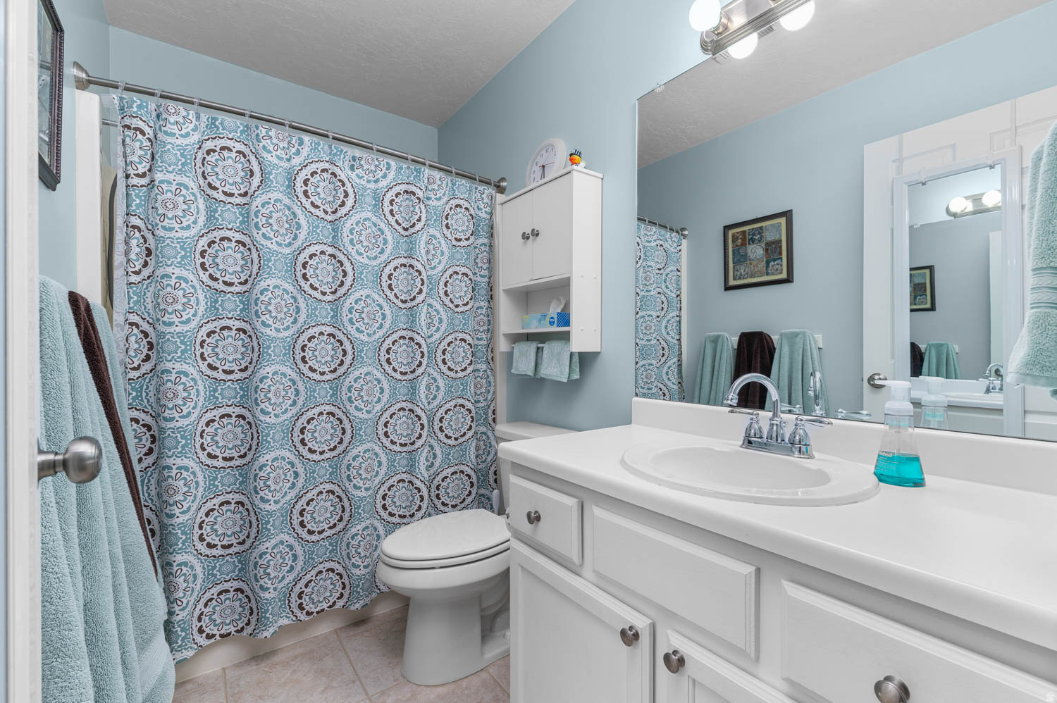HERITAGE TOWNHOMES - Residential
