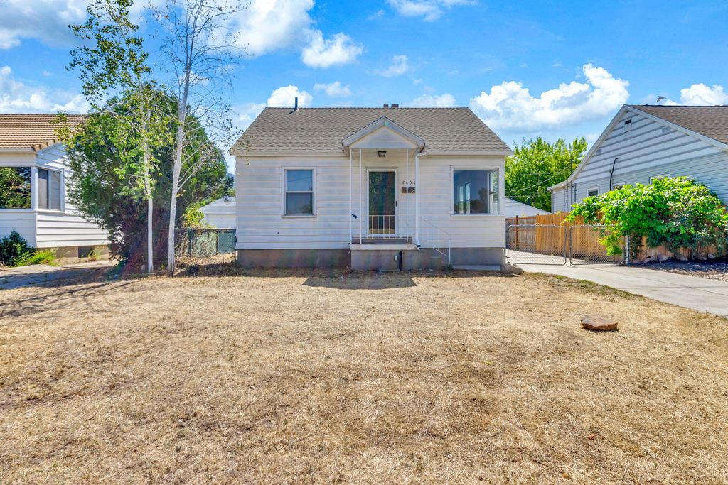 Photo of 2659 S 1700 E, Salt Lake City, UT 84106 (MLS # 2166847)
