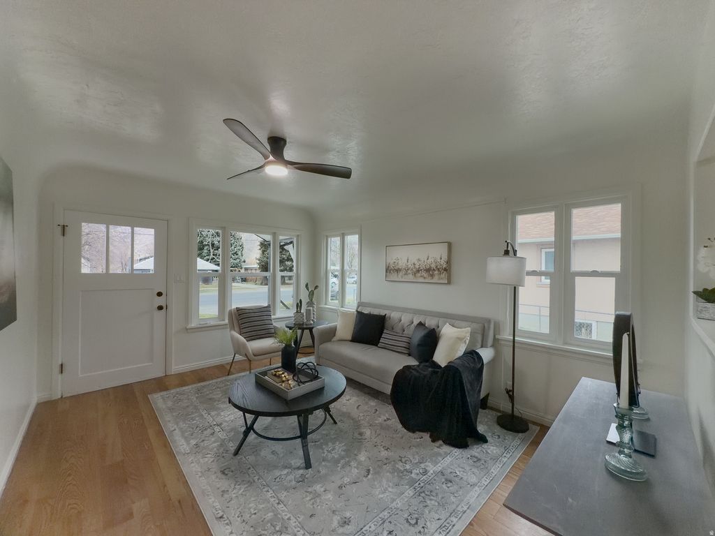 Photo of 145 W 400 N, Springville, UT 84663 (MLS # 2137028)