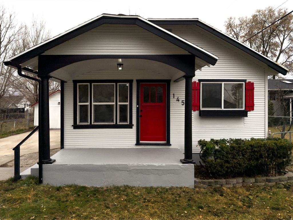 Photo of 145 W 400 N, Springville, UT 84663 (MLS # 2137028)