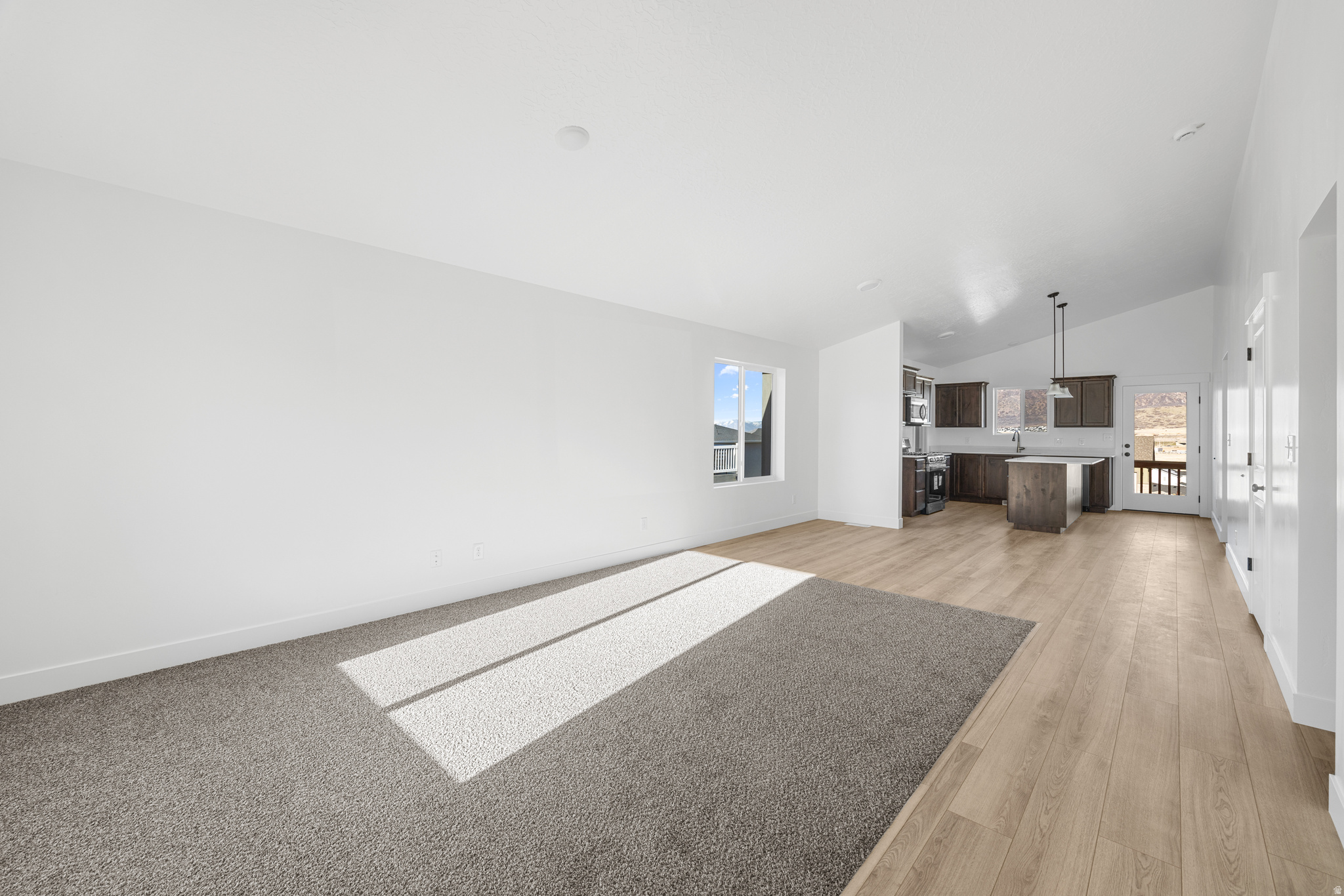 SUMMIT RIDGE THE HILLS - Residential