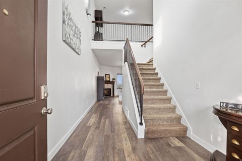 Tiny photo for 928 CHATHAM DR, North Salt Lake, UT 84054 (MLS # 2139574)