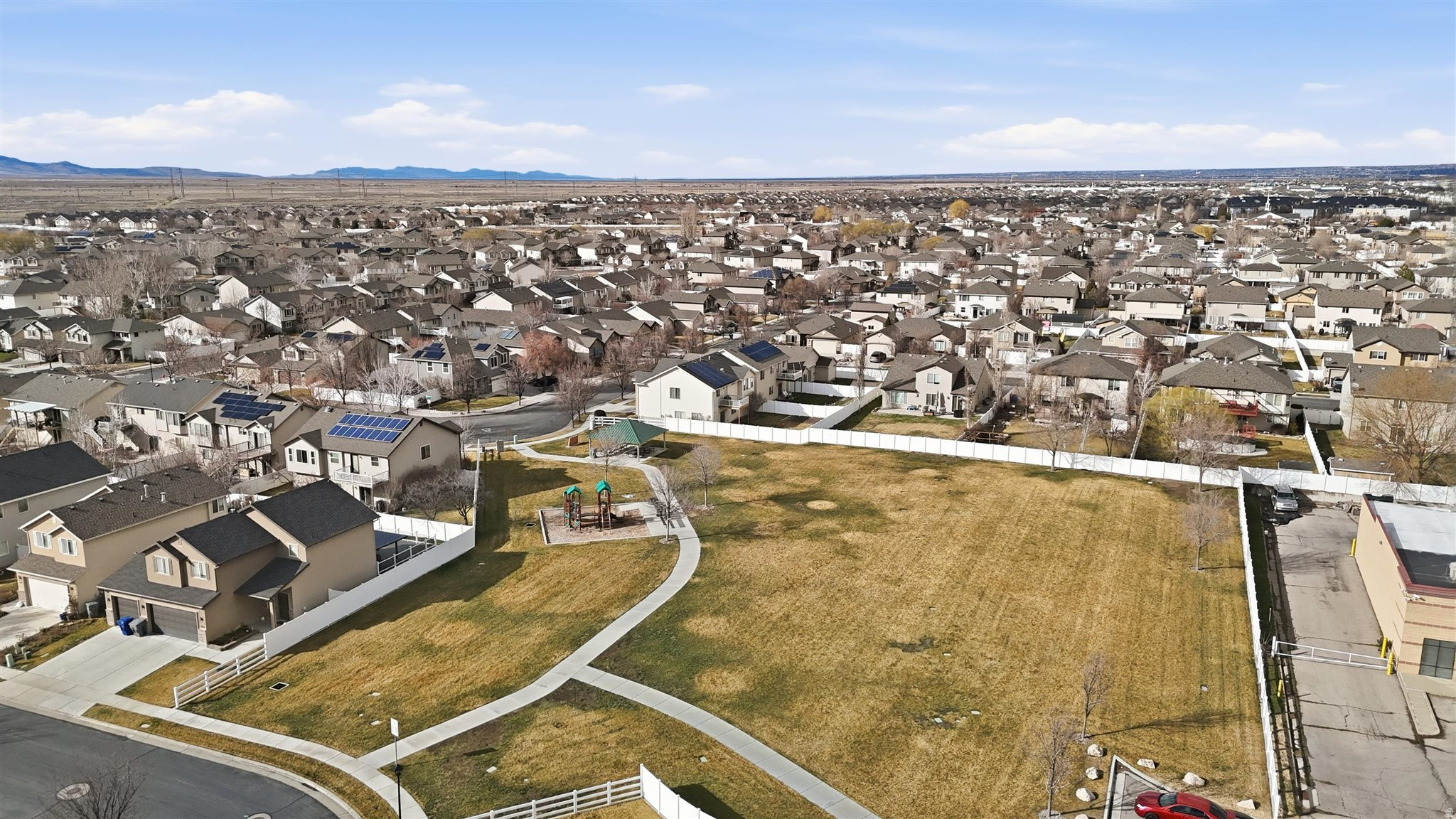 FOXBORO SOUTH - Residential