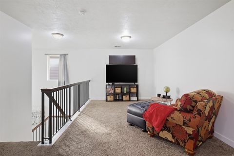 Tiny photo for 928 CHATHAM DR, North Salt Lake, UT 84054 (MLS # 2139574)