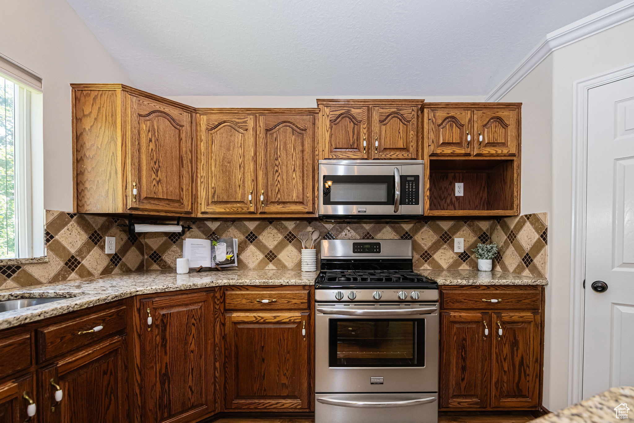 186 E Shadowbrook Ln, Kaysville, Utah image 20