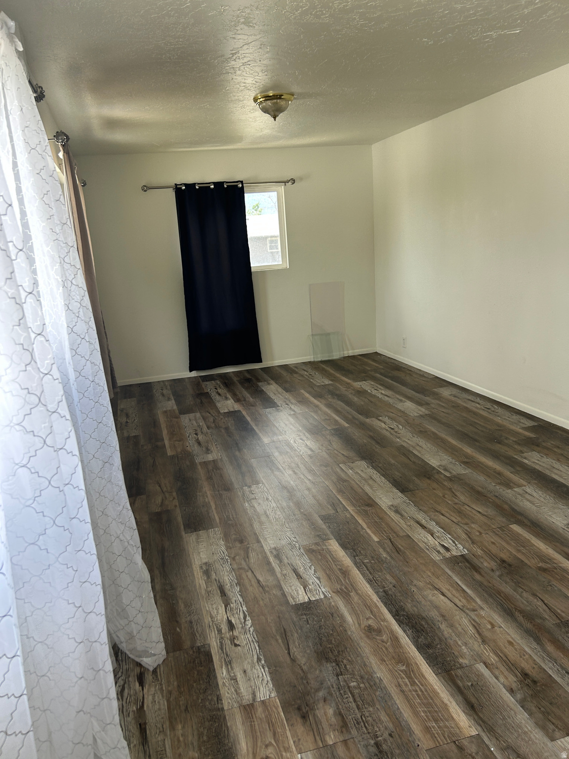 HAZELHURST #5 - Residential