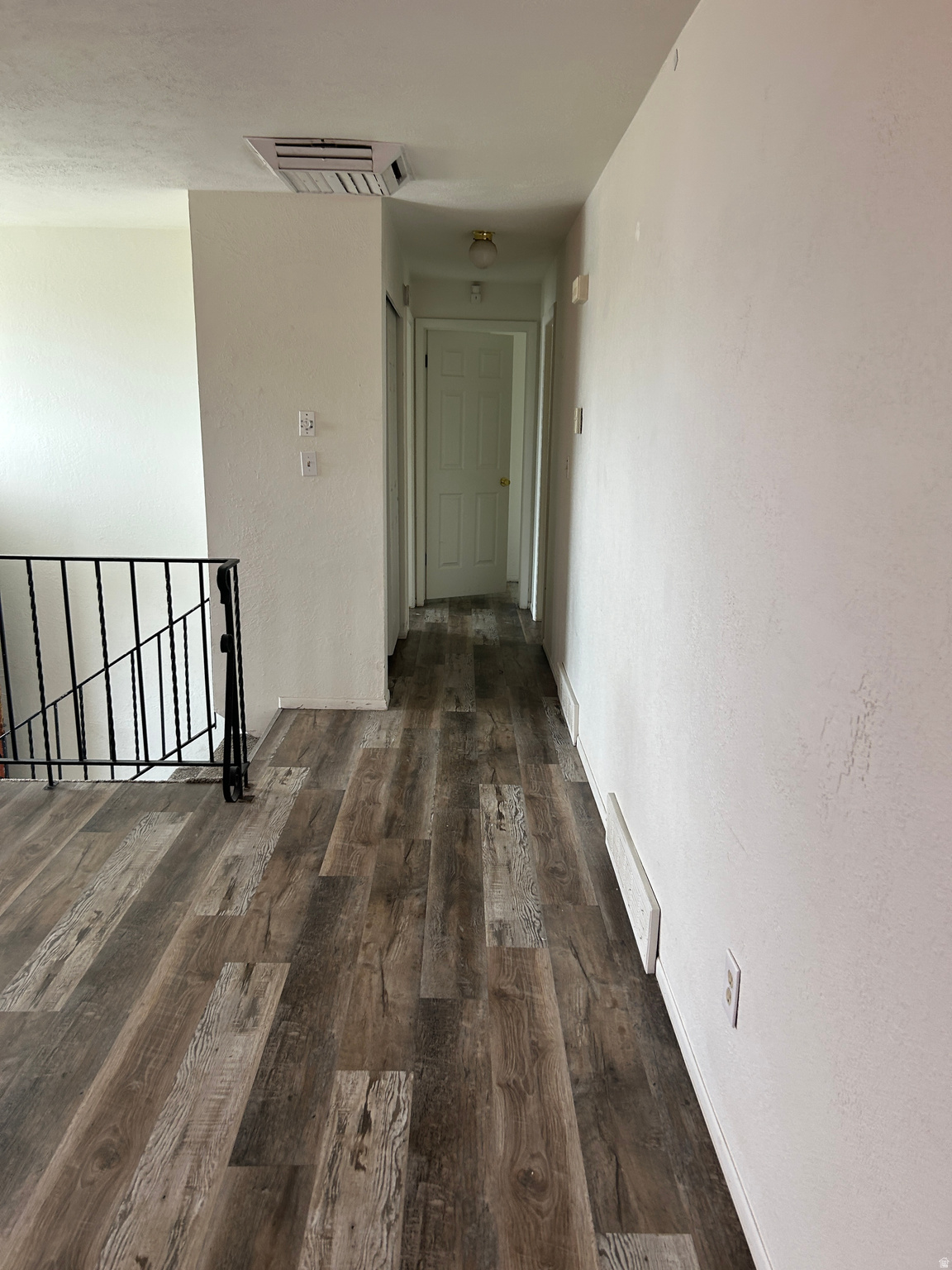 HAZELHURST #5 - Residential