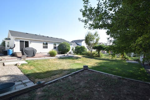 Tiny photo for 324 W MUTTON HOLLOW RD, Kaysville, UT 84037 (MLS # 2177708)