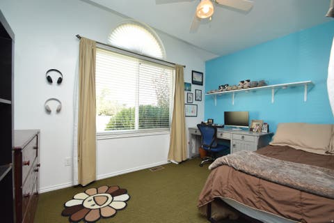 Tiny photo for 324 W MUTTON HOLLOW RD, Kaysville, UT 84037 (MLS # 2177708)