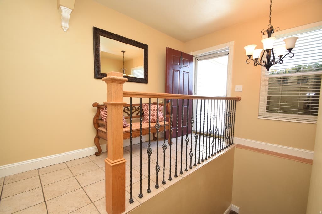 Photo of 324 W MUTTON HOLLOW RD, Kaysville, UT 84037 (MLS # 2177708)