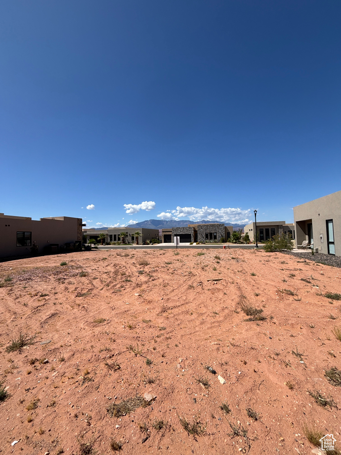 RETREAT AT SAND HOLLOW RESORT - Land