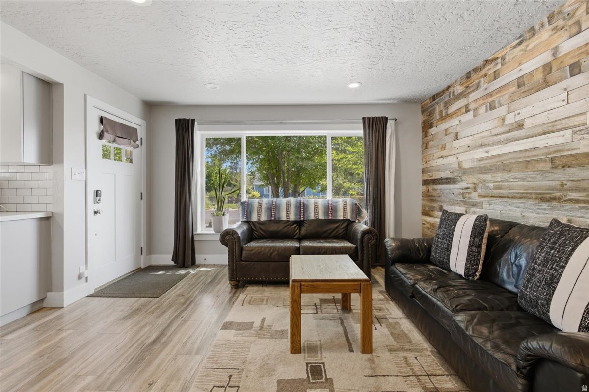 VIDAS AVENUE SUB - Residential