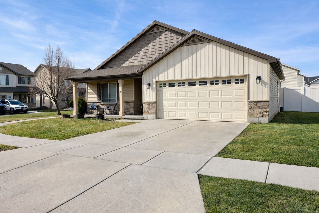 Photo of 1913 S 1325 W, Logan, UT 84321 (MLS # 2140108)