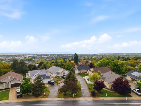 Tiny photo for 954 S SLATE DR, Provo, UT 84606 (MLS # 2154056)