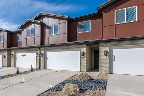 Photo of 3989 E RAZOR DR #119, Washington, UT 84780 (MLS # 2126588)