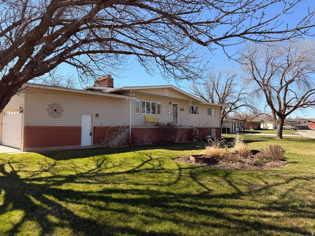 Photo of 904 SUNSET DR, Brigham City, UT 84302 (MLS # 2144021)