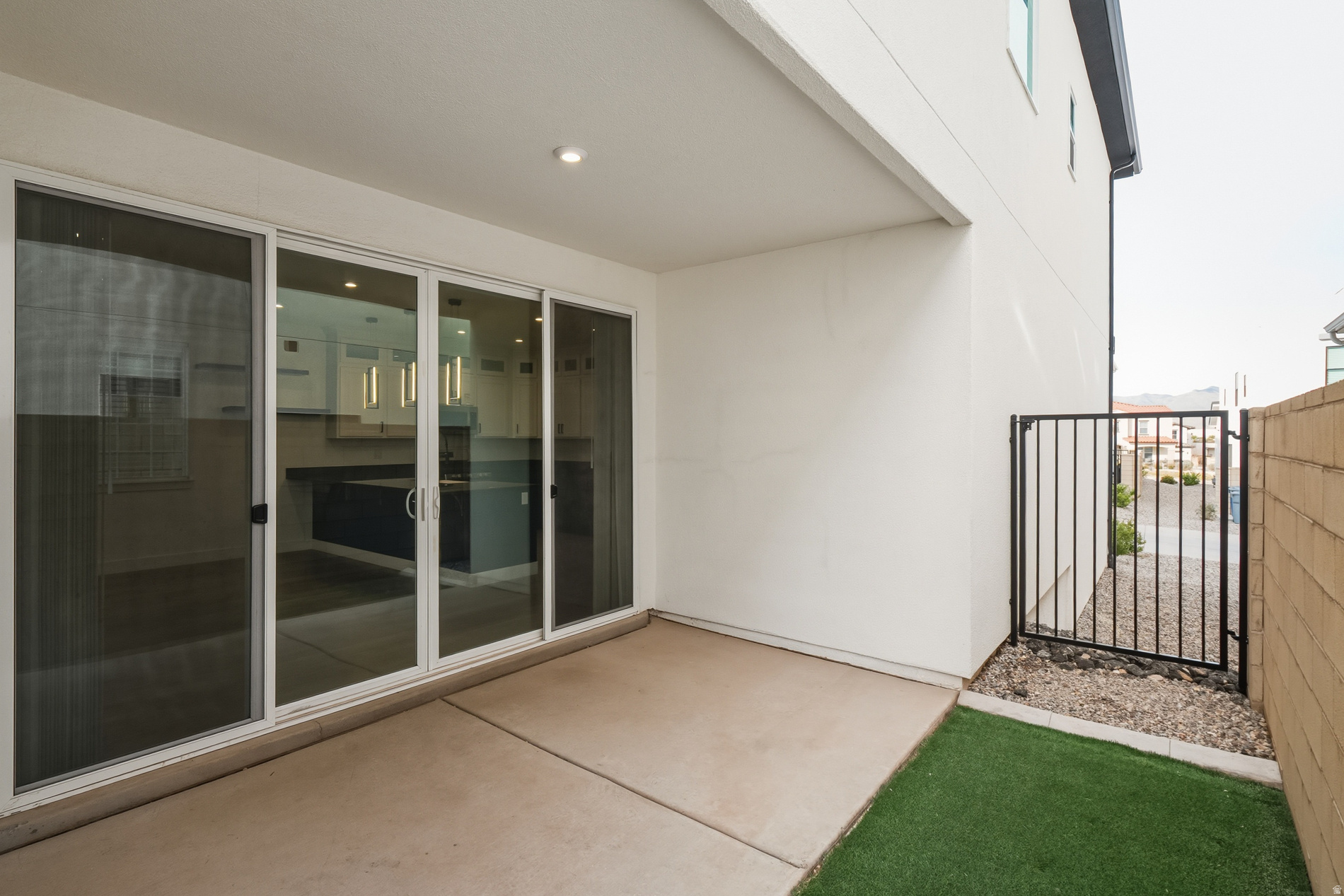 AUBURN HILLS - Residential