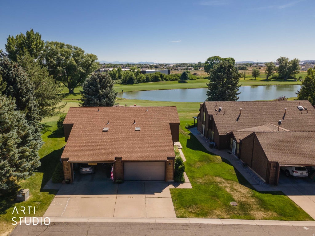 Photo of 303 WILLOW WAY, Pleasant View, UT 84414 (MLS # 2166162)