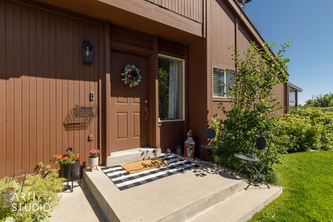 Tiny photo for 303 WILLOW WAY, Pleasant View, UT 84414 (MLS # 2166162)