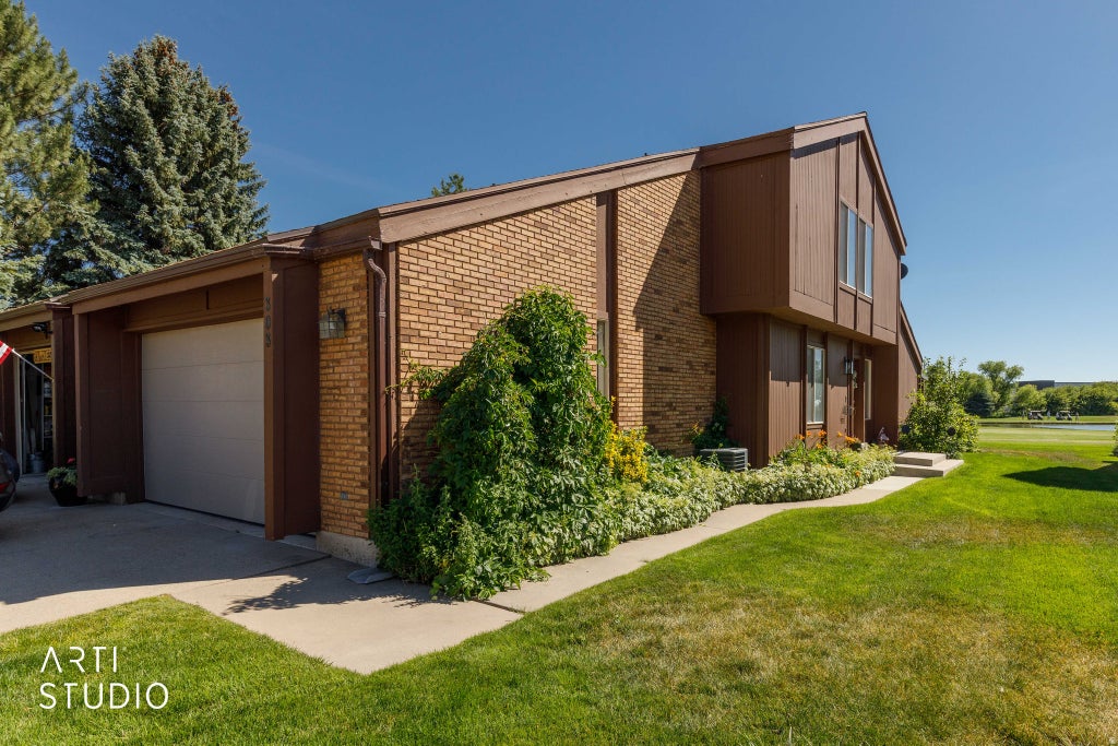Photo of 303 WILLOW WAY, Pleasant View, UT 84414 (MLS # 2166162)