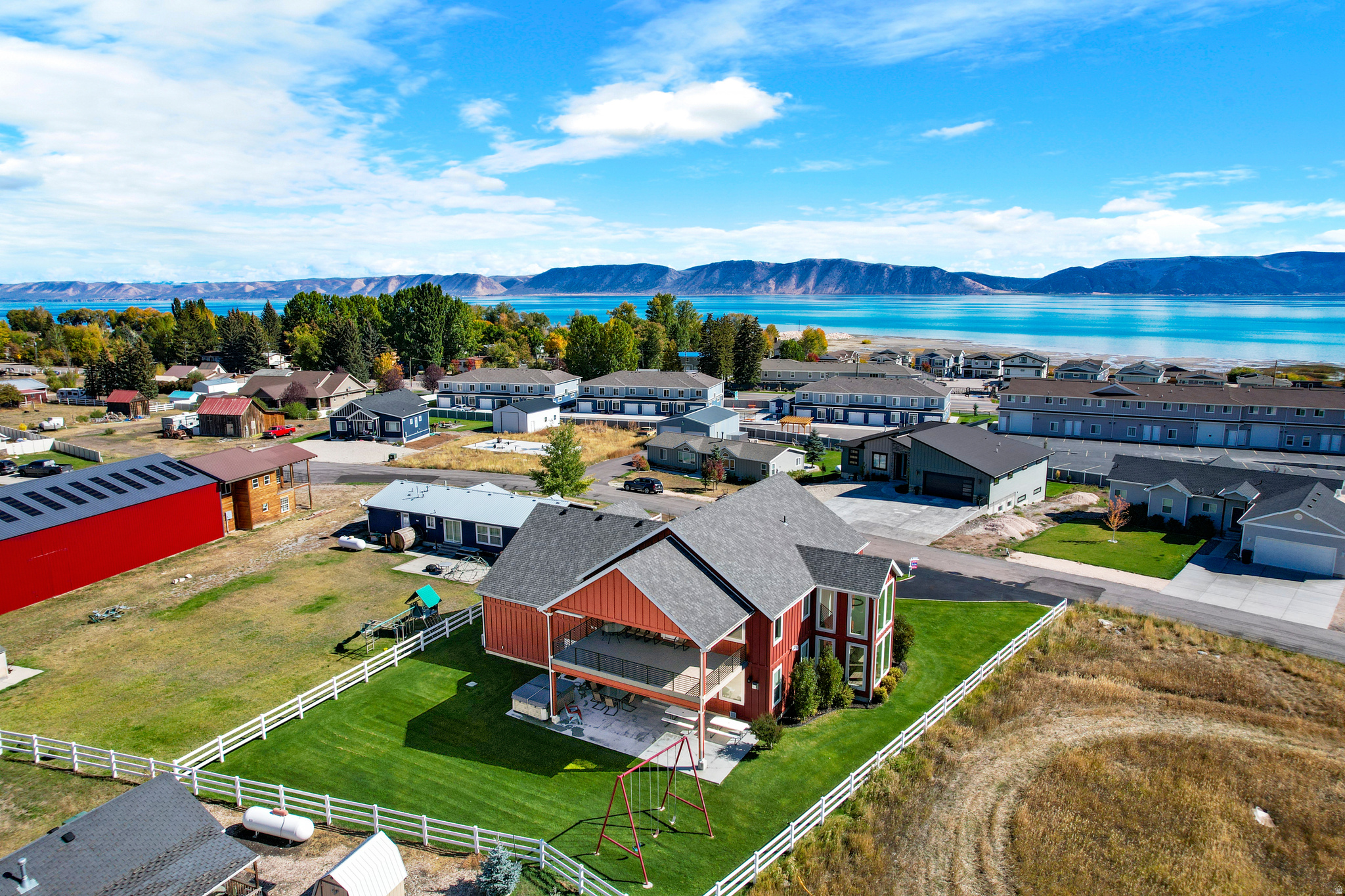 BUTTERCUP FARMS - Residential