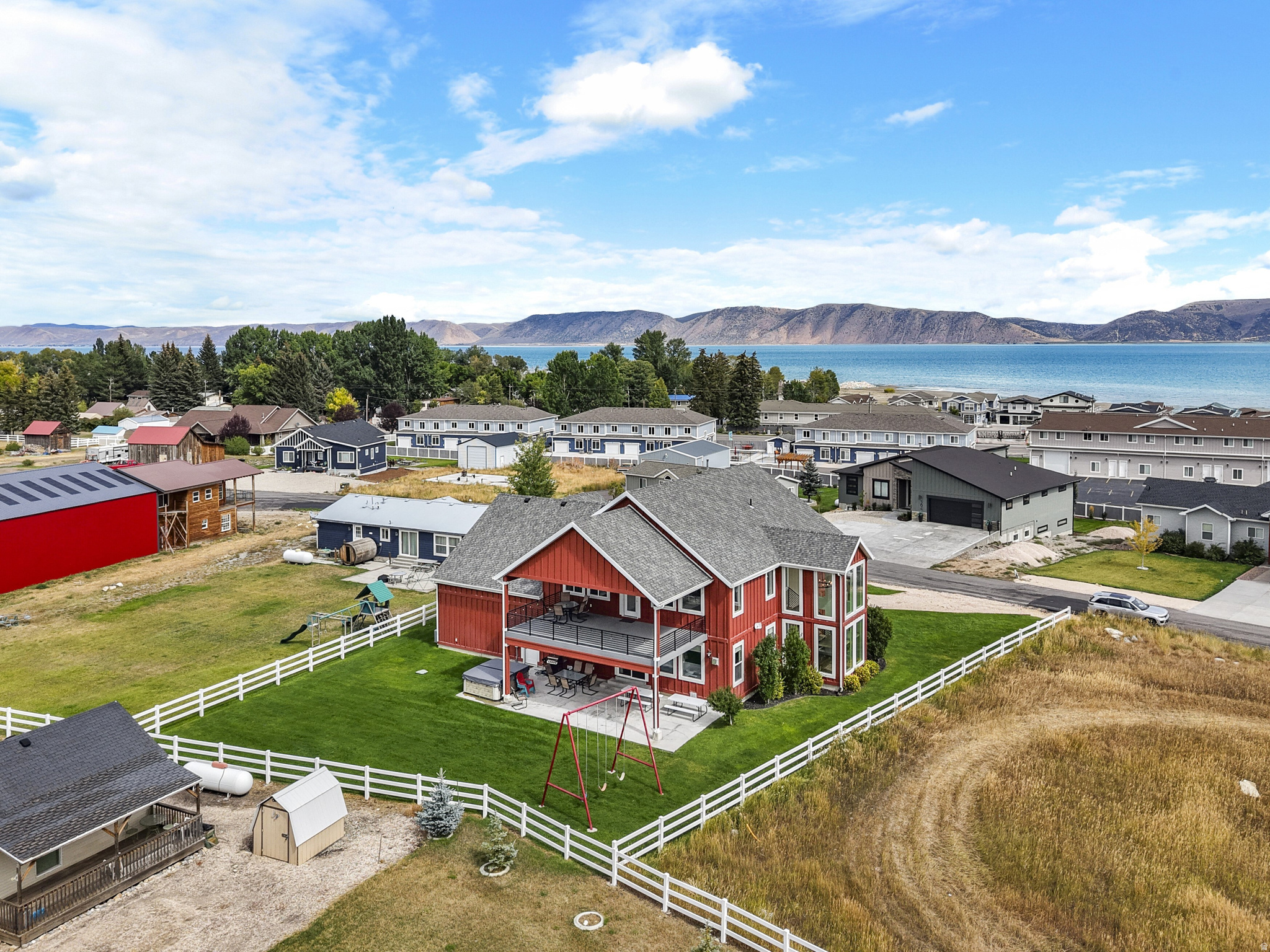 BUTTERCUP FARMS - Residential