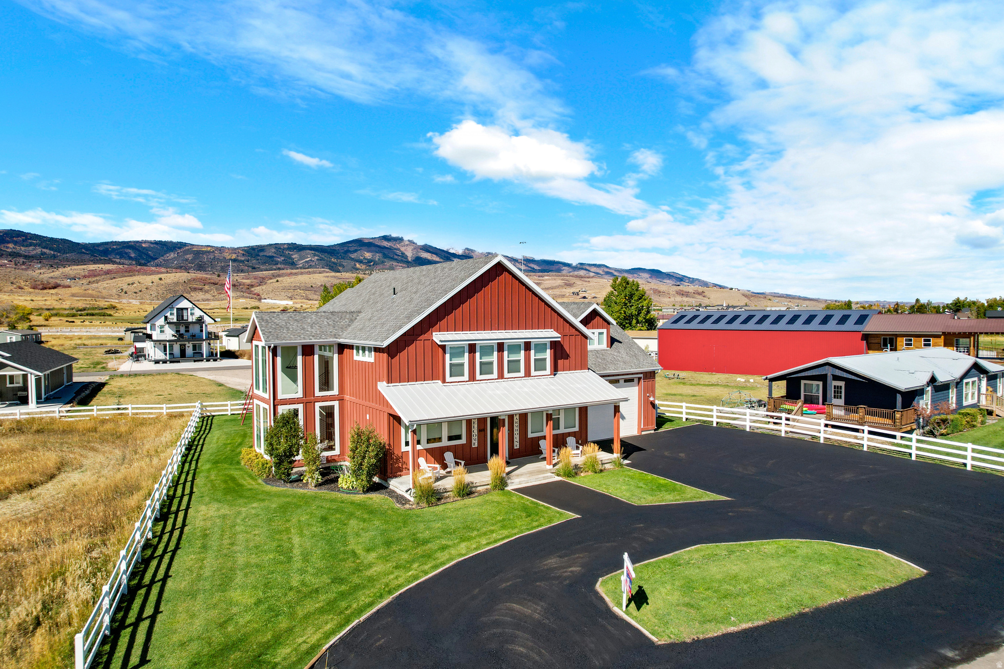 BUTTERCUP FARMS - Residential