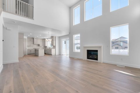 Tiny photo for 573 N SWEET CORN LN, Lindon, UT 84042 (MLS # 2138203)
