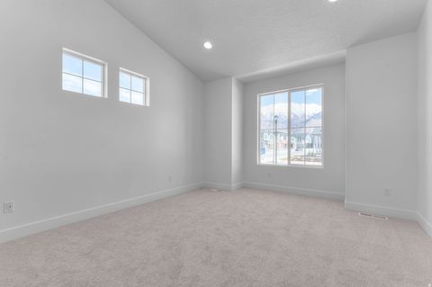 Tiny photo for 573 N SWEET CORN LN, Lindon, UT 84042 (MLS # 2138203)