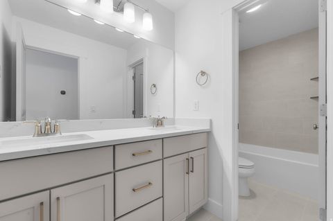 Tiny photo for 573 N SWEET CORN LN, Lindon, UT 84042 (MLS # 2138203)