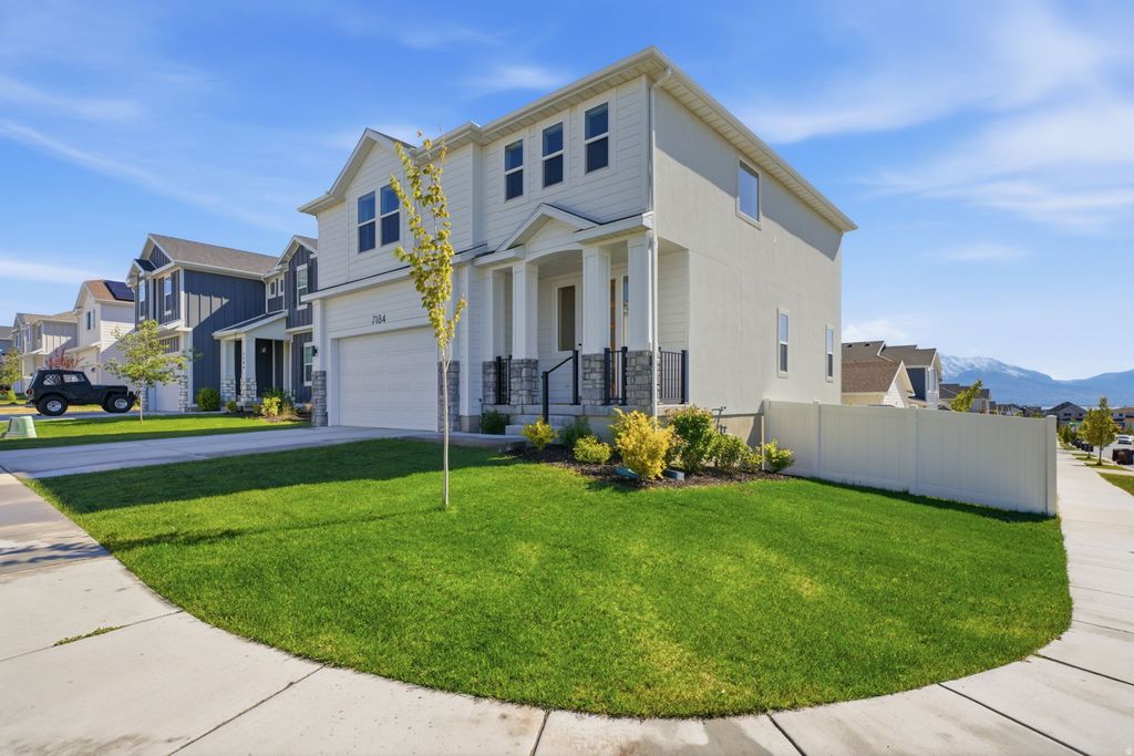 Photo of 7184 N CRYSTAL BROOK DR, Eagle Mountain, UT 84005 (MLS # 2154960)