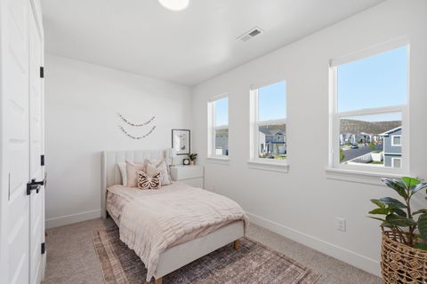 Tiny photo for 7184 N CRYSTAL BROOK DR, Eagle Mountain, UT 84005 (MLS # 2154960)