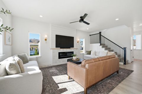 Tiny photo for 7184 N CRYSTAL BROOK DR, Eagle Mountain, UT 84005 (MLS # 2154960)