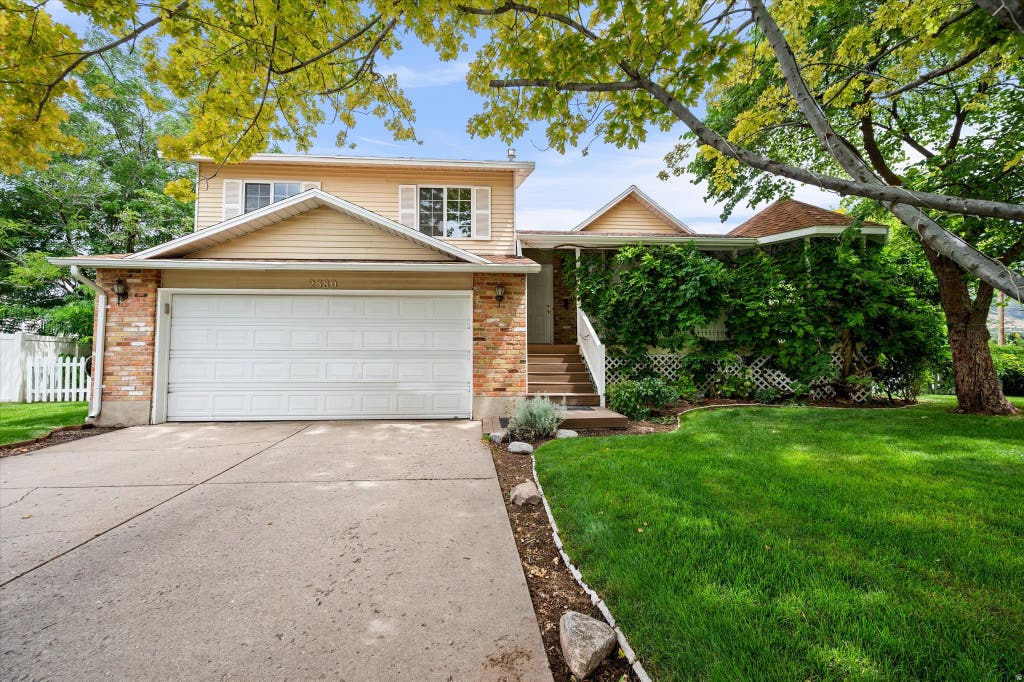 Photo of 2380 N 2125 E, Layton, UT 84040 (MLS # 2179464)