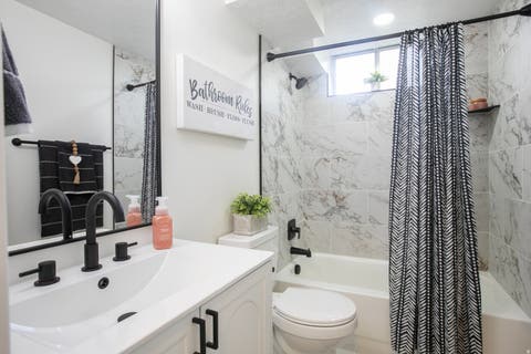 Tiny photo for 644 CRESTWOOD CIR, Bountiful, UT 84010 (MLS # 2179425)