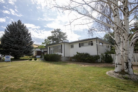 Tiny photo for 644 CRESTWOOD CIR, Bountiful, UT 84010 (MLS # 2179425)