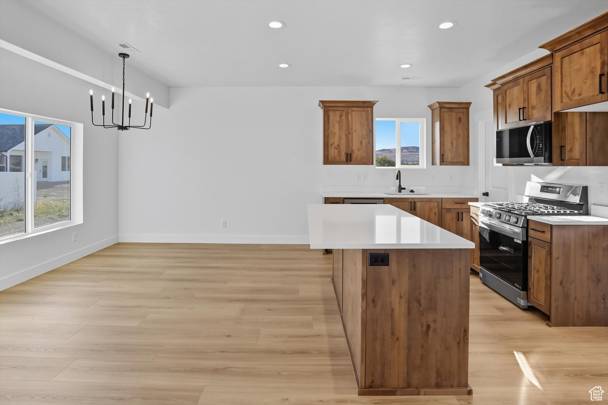 EASTSIDE - Residential