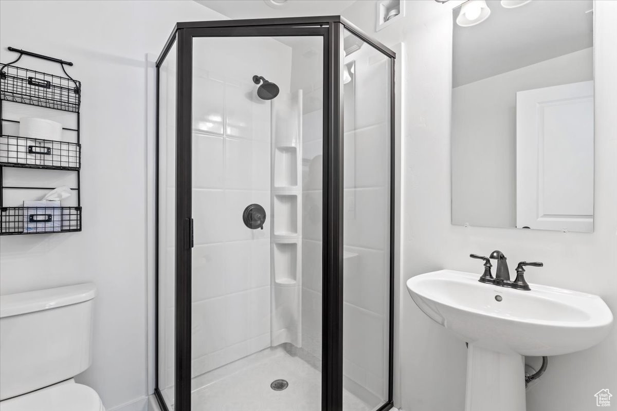 5314 W Canary Grass Way, South Jordan, Utah image 24