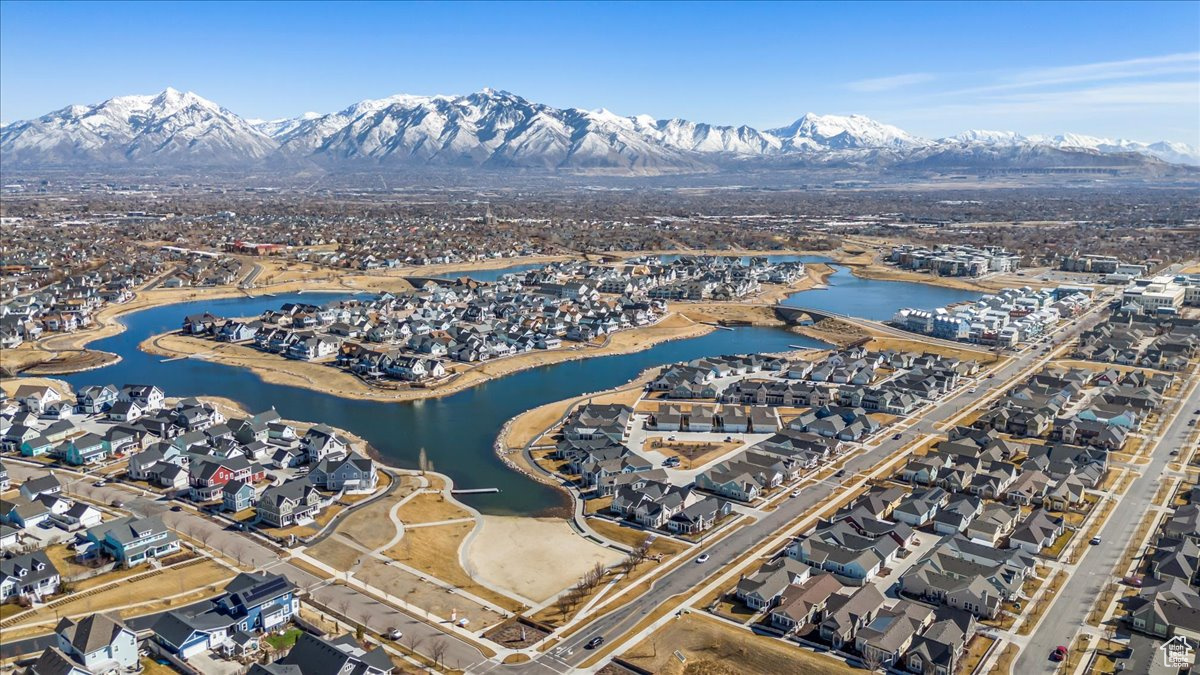 5314 W Canary Grass Way, South Jordan, Utah image 33