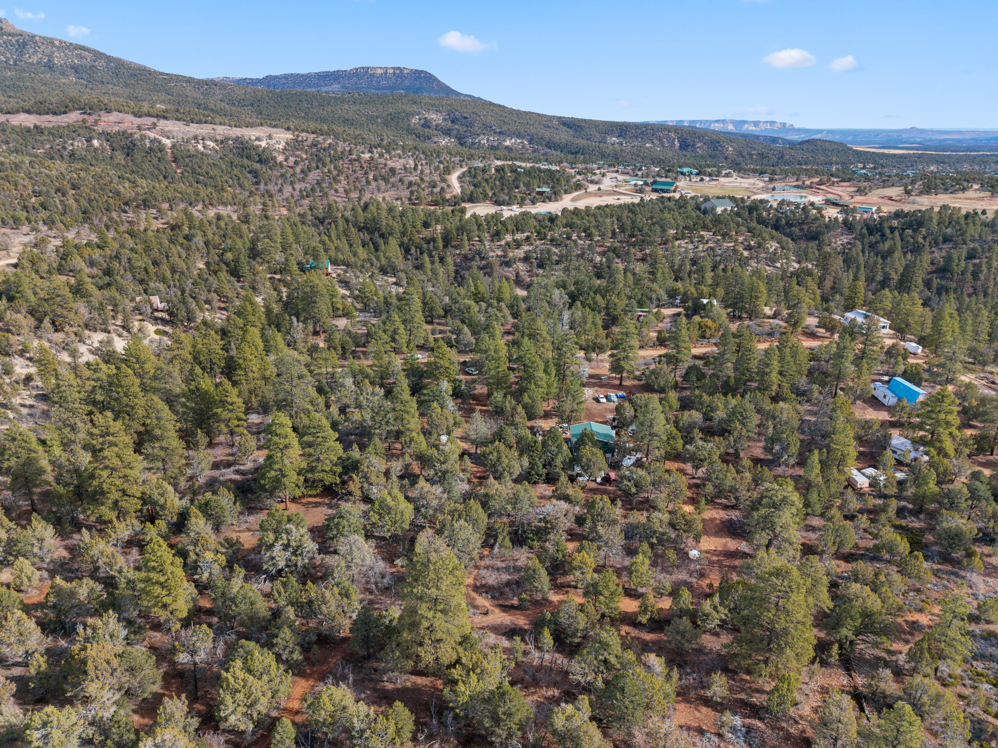 LITTLE PONDEROSA - Land