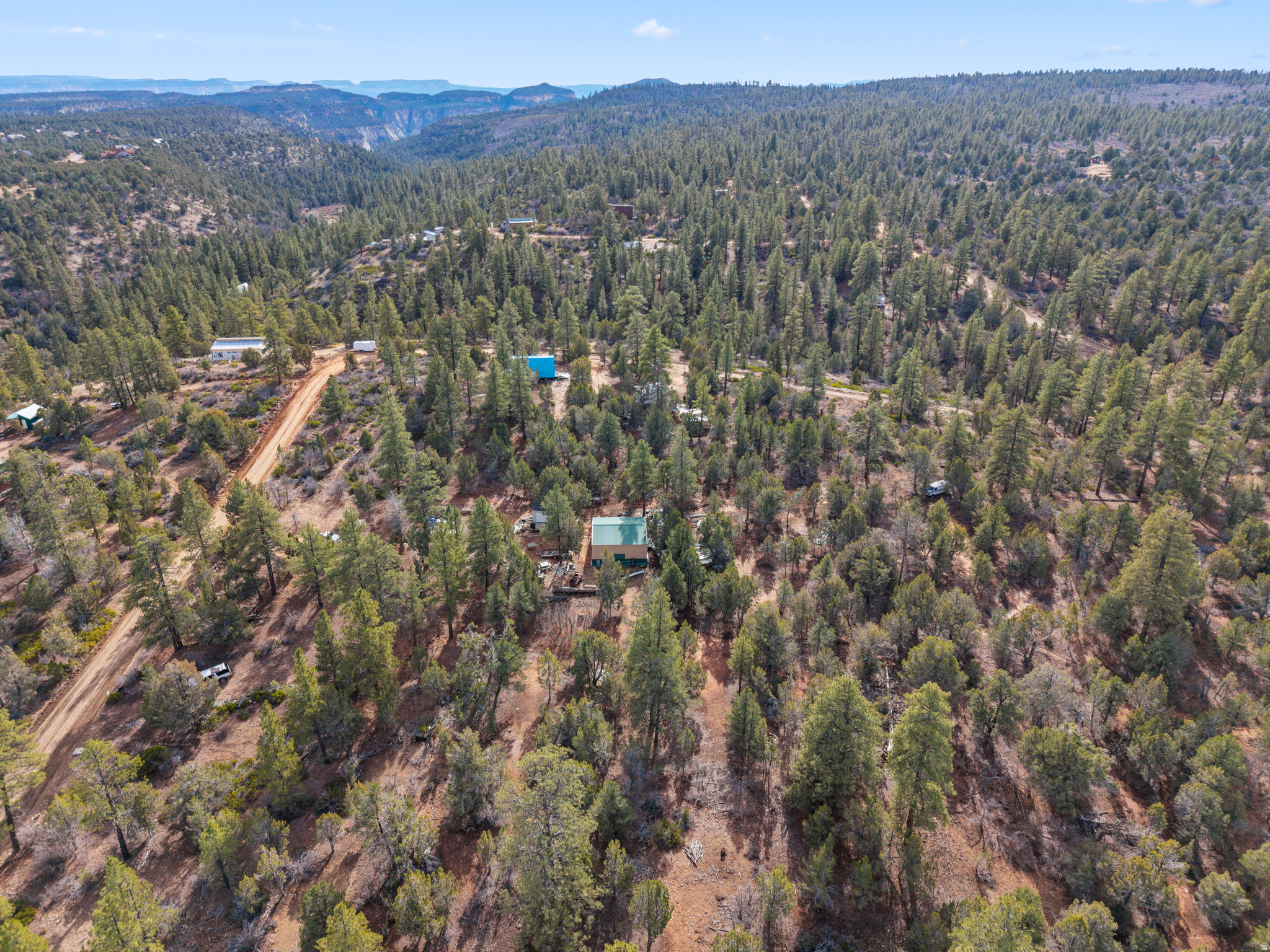 LITTLE PONDEROSA - Land