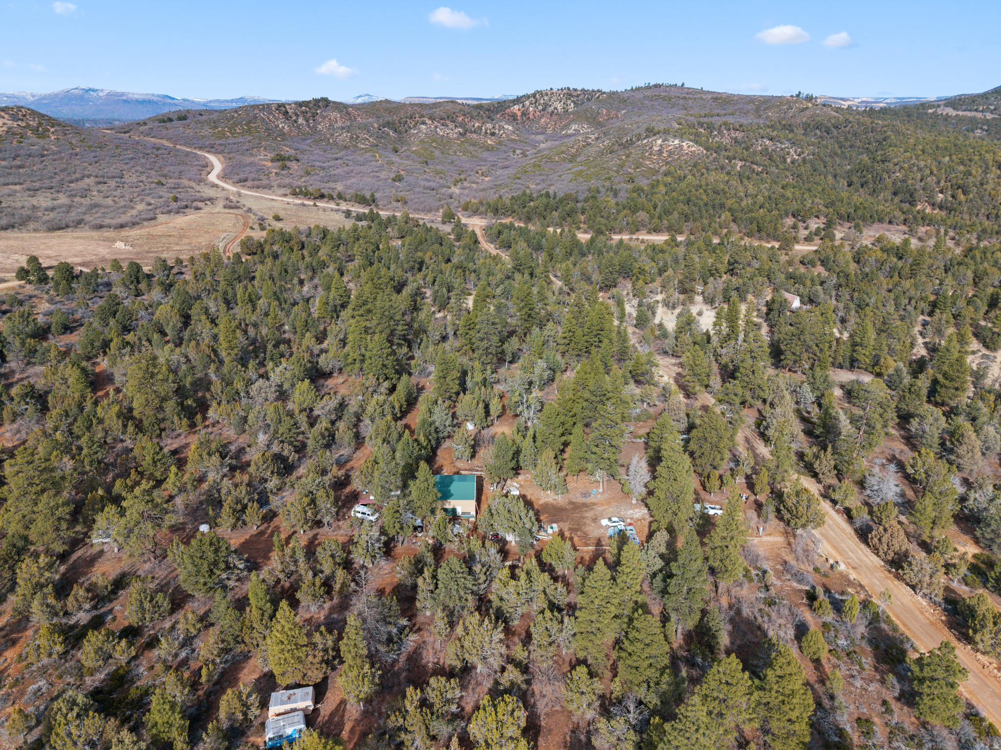 LITTLE PONDEROSA - Land