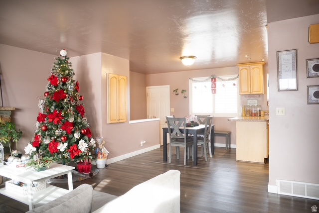 CAMELOT SUB - Residential