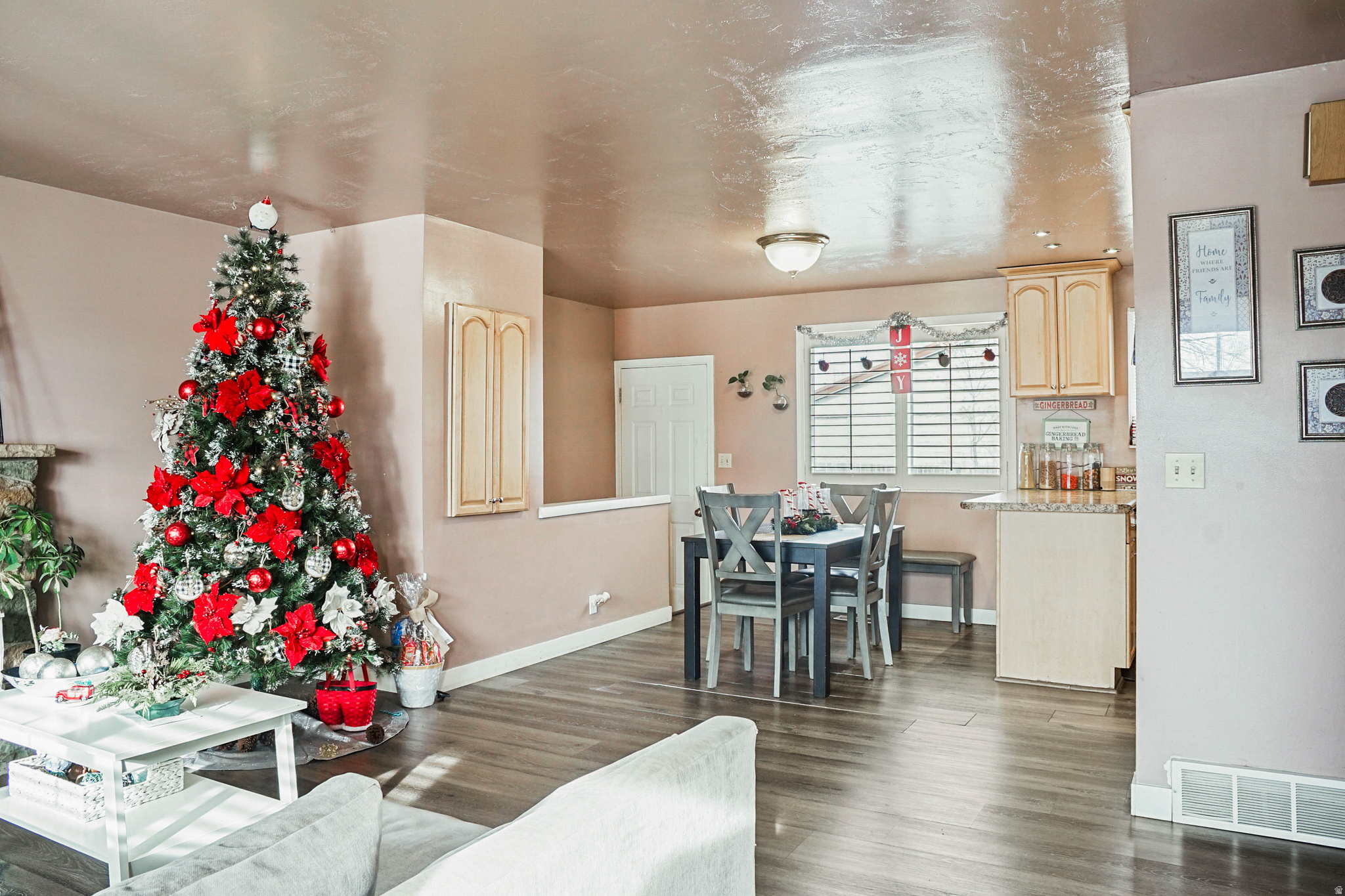 CAMELOT SUB - Residential